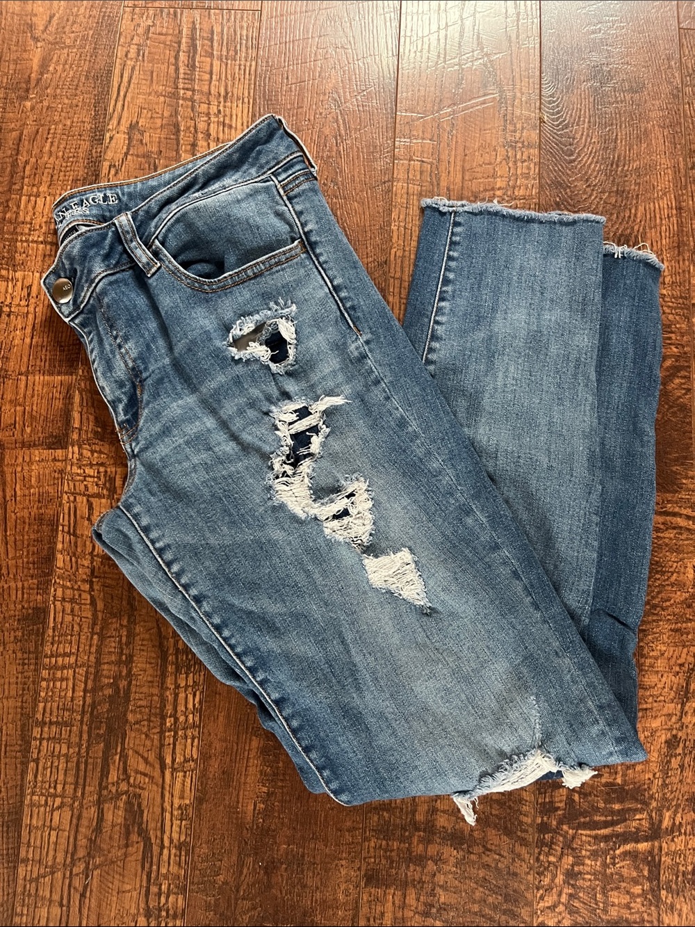 American Eagle Outfitters Distressed Straight-Leg Jeans in Blue